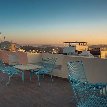 Amar Kothi Hotel Udaipur Bagian luar foto