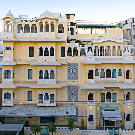 Amar Kothi Hotel Udaipur Bagian luar foto