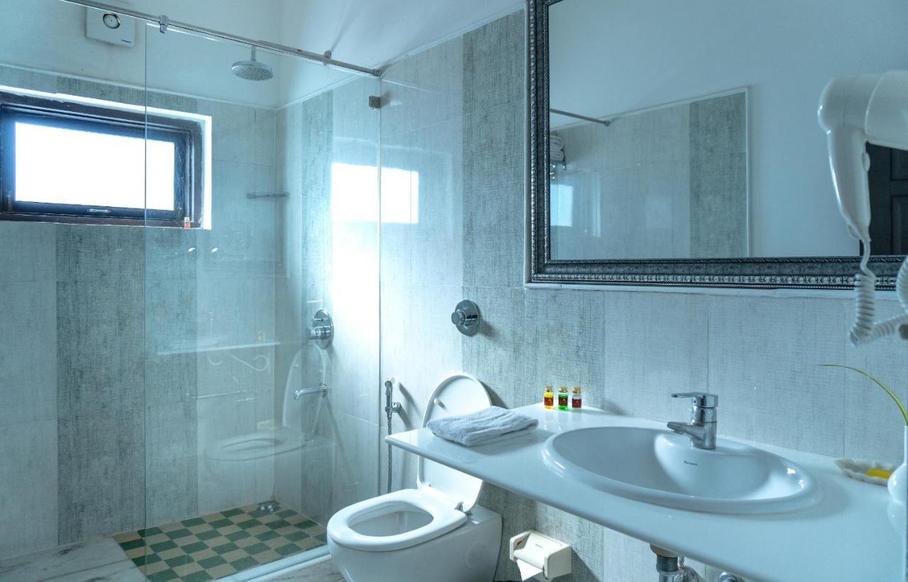 Amar Kothi Hotel Udaipur Bagian luar foto